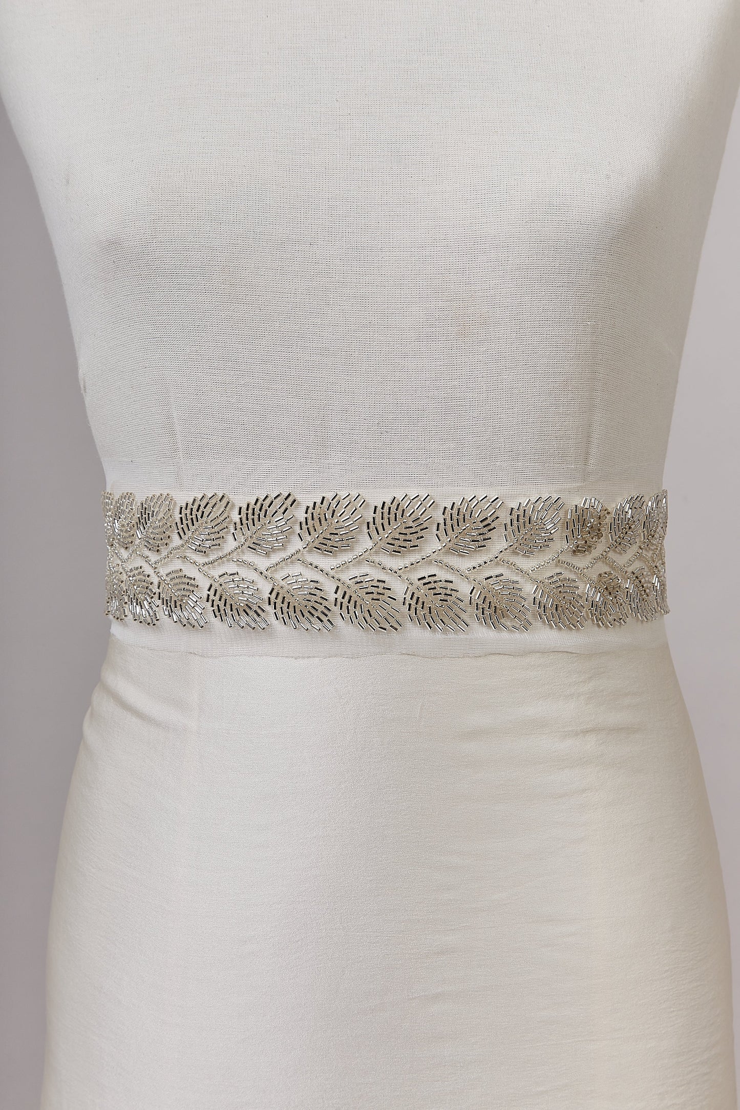 S0650 BEADED TRIM WITH OF SILVER BEADS