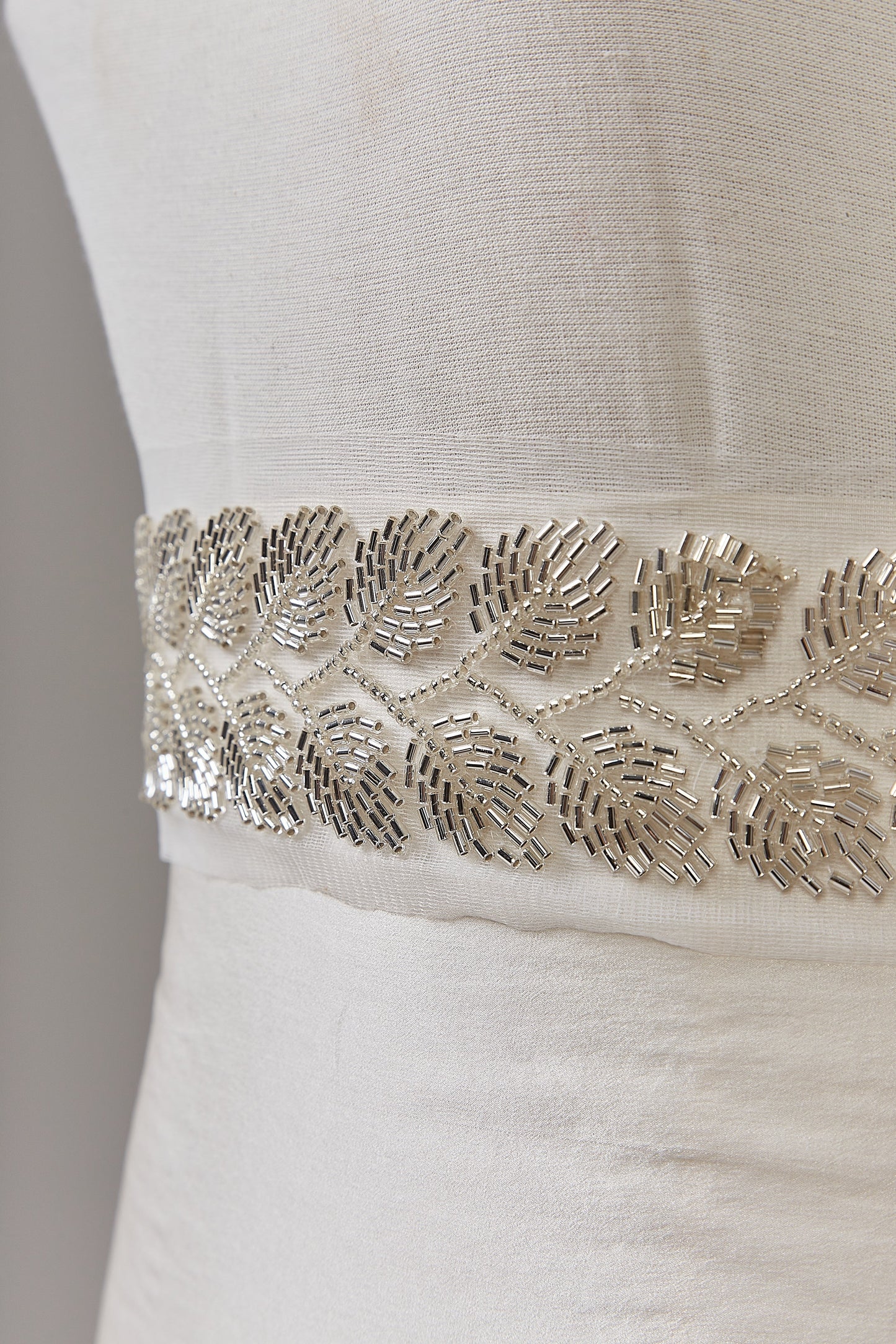 S0650 BEADED TRIM WITH OF SILVER BEADS