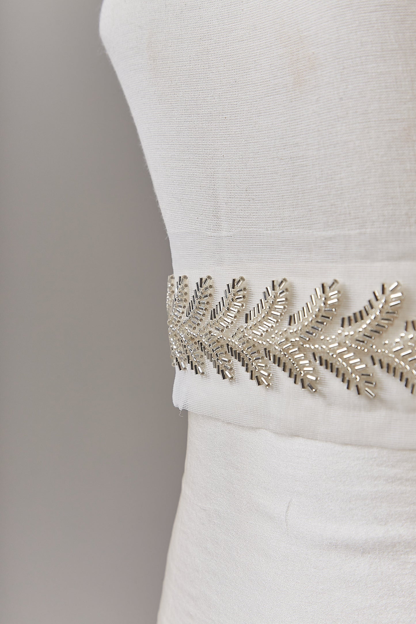 S0651 BEADED TRIM WITH OF SILVER BEADS