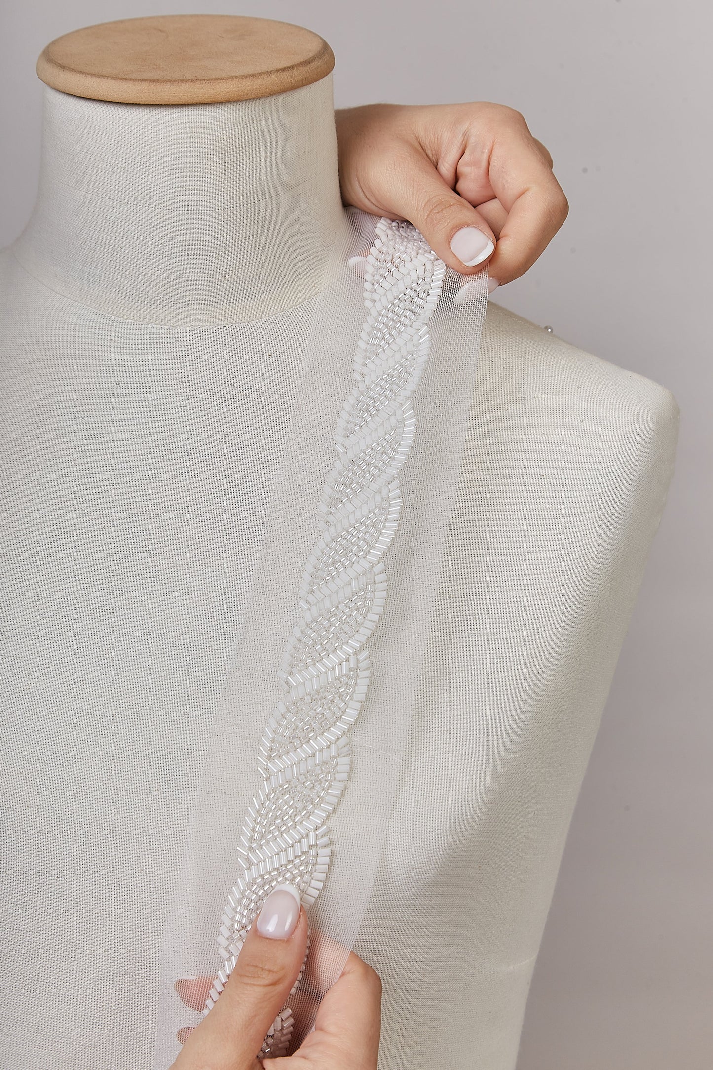 S0653 BEADED TRIM WITH OF WITHE BEADS